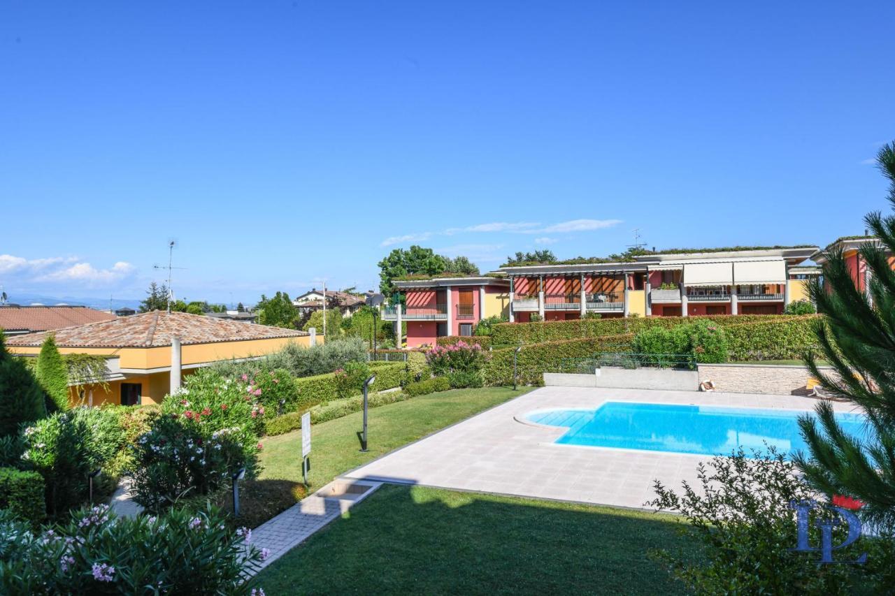 Desenzanoloft Official Partner Marriott Homes & Villas -Butterfly And 5 Pools Family Apartment Desenzano del Garda Bagian luar foto