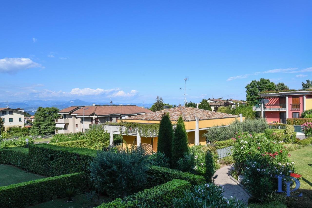 Desenzanoloft Official Partner Marriott Homes & Villas -Butterfly And 5 Pools Family Apartment Desenzano del Garda Bagian luar foto