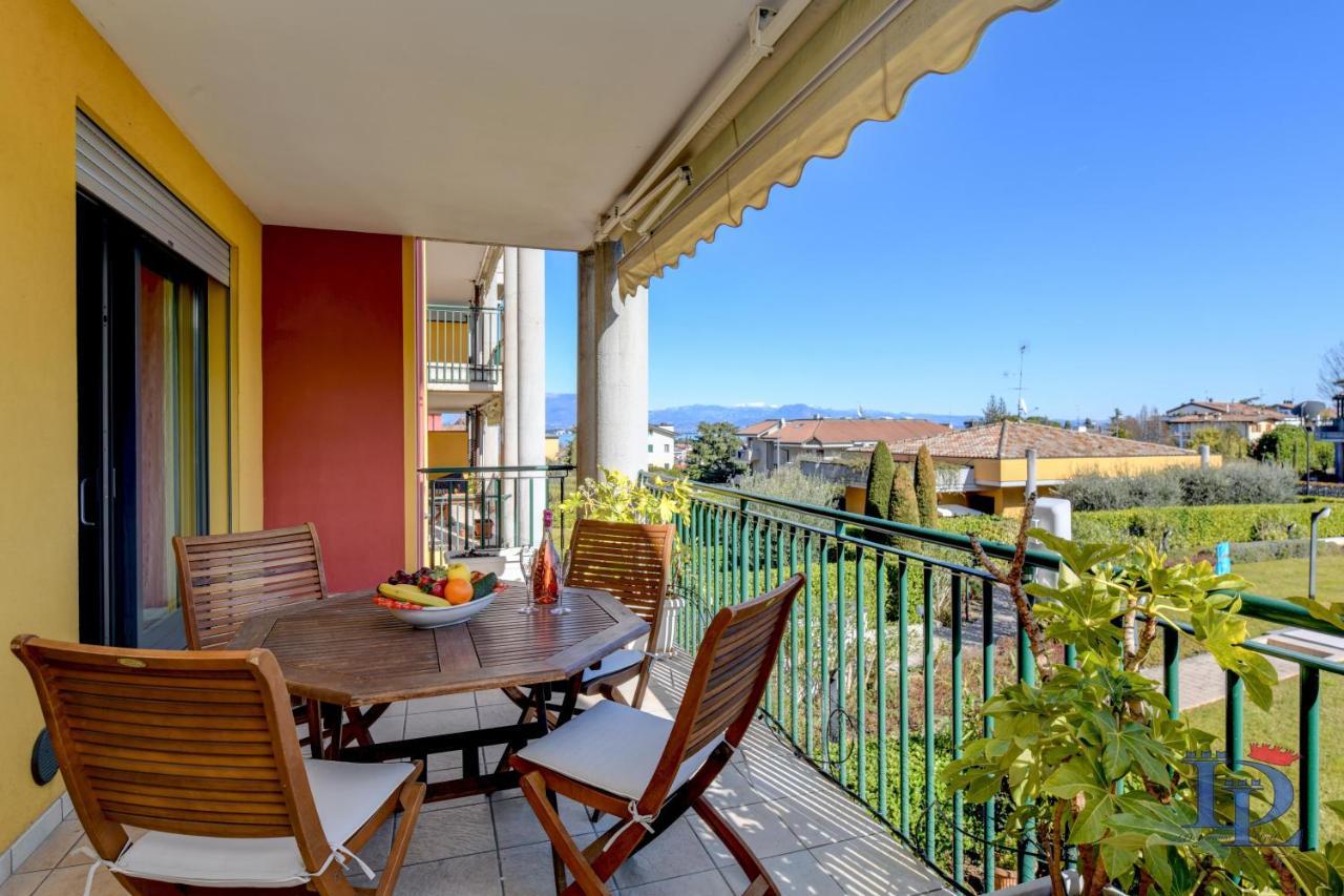Desenzanoloft Official Partner Marriott Homes & Villas -Butterfly And 5 Pools Family Apartment Desenzano del Garda Bagian luar foto