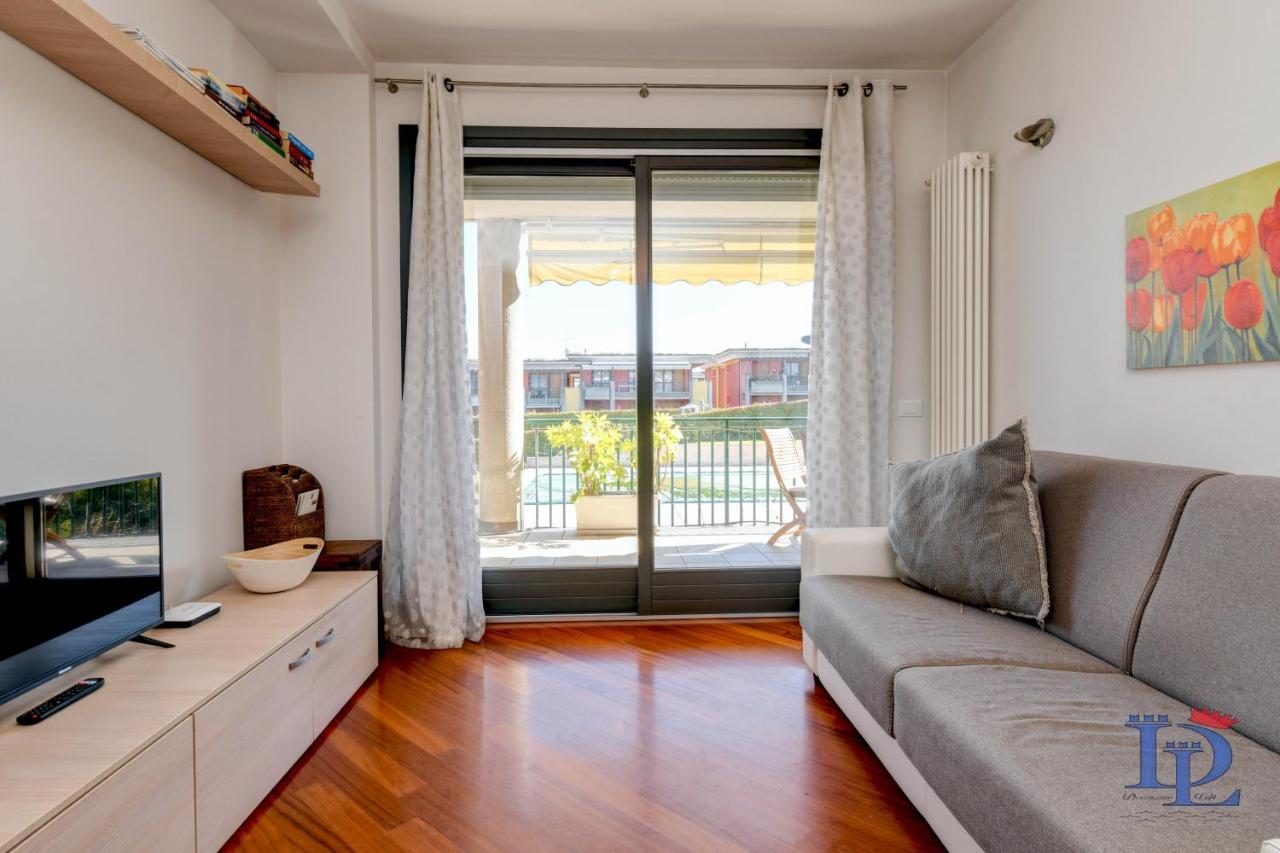 Desenzanoloft Official Partner Marriott Homes & Villas -Butterfly And 5 Pools Family Apartment Desenzano del Garda Bagian luar foto